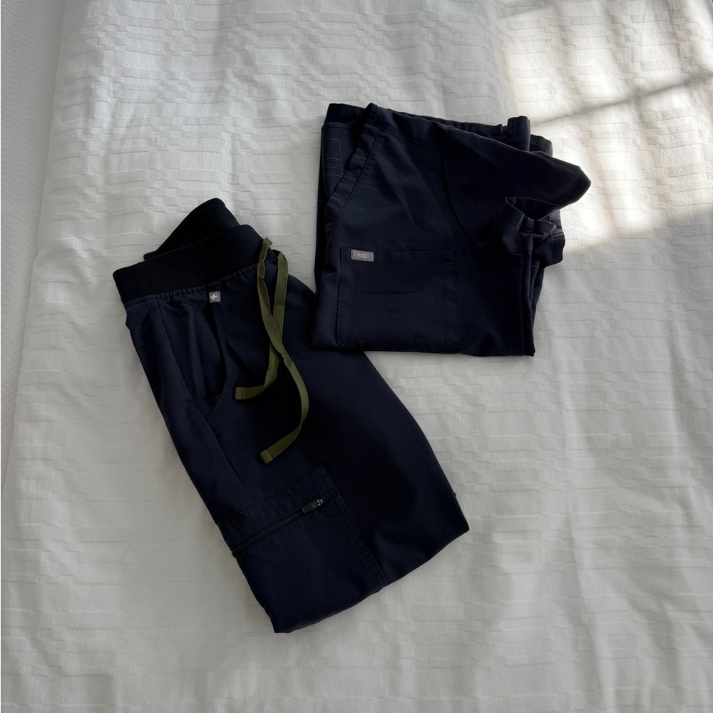 Figs Navy blue scrub set